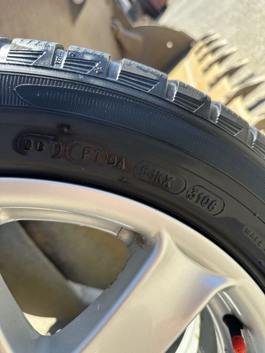 Roti complete R17 Audi  225/50R17 anvelope