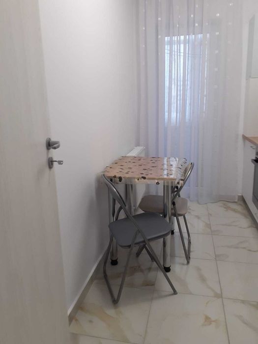 Garsoniera de inchiriat