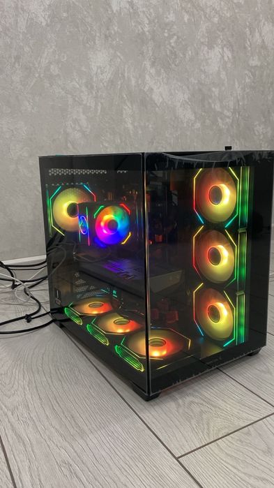 Игровой компьютер ,монитор,стол и стул .RTX3080 ryzen 5 5600