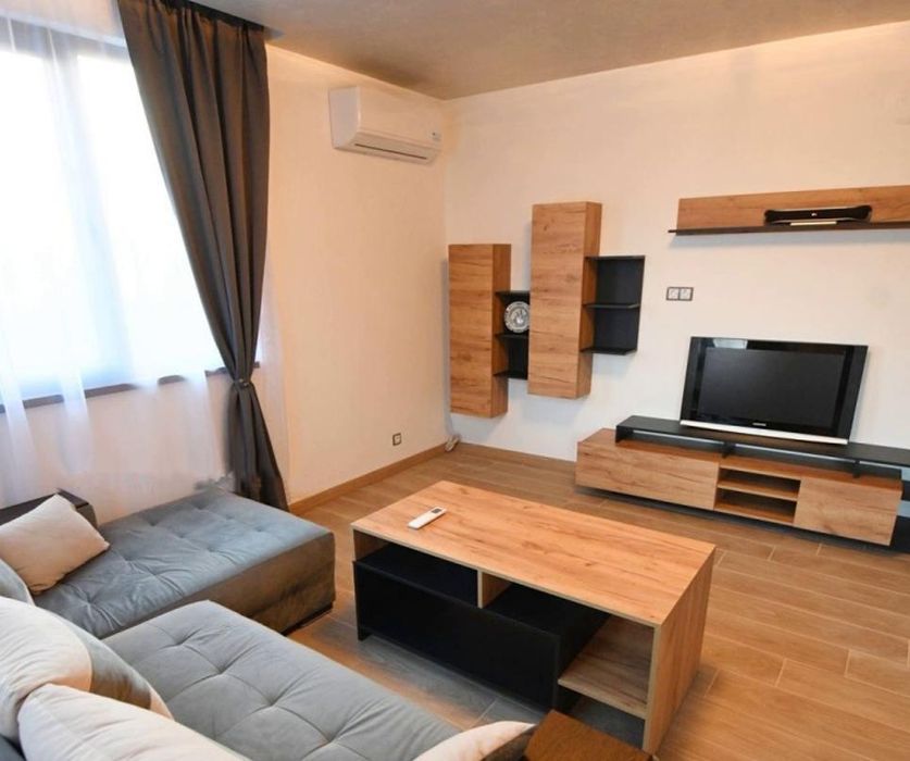 Дава се под наем Къща в София, Бенковски - 110 кв.м за 650 € - Снимка #2
