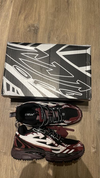 Off-White Be Right Back