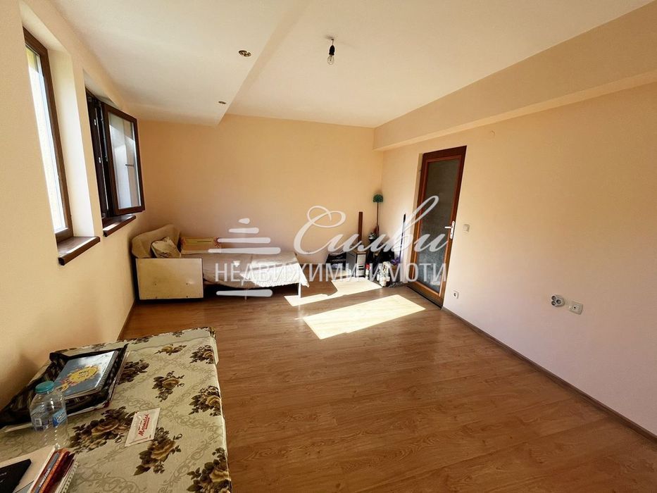 Сграда със смесено предназначение на много КОМУНИКАТИВНО място – кв.