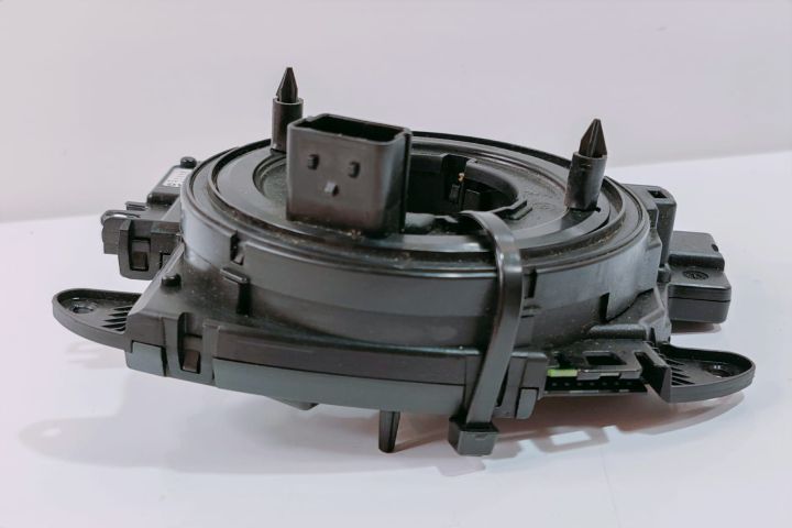 Spira Volan 5K0953569AH Volkswagen VW Passat CC prima generatie (face