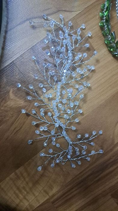 Идеал холатдаги диадемалар сотилади