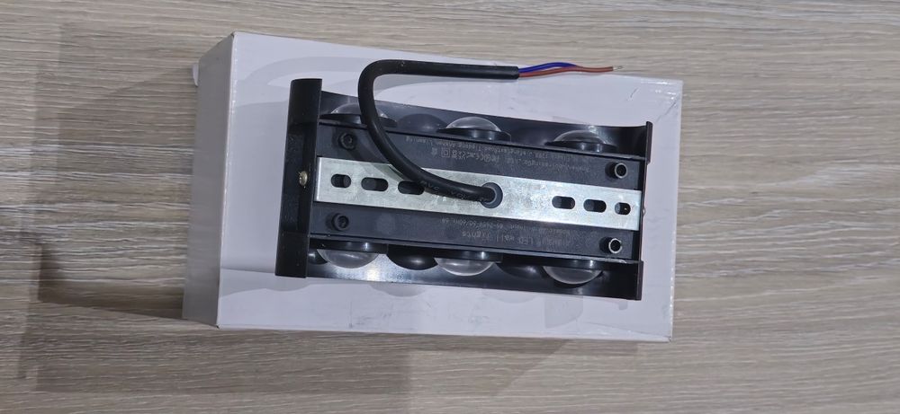 Aplica led iluminat interior/exterior