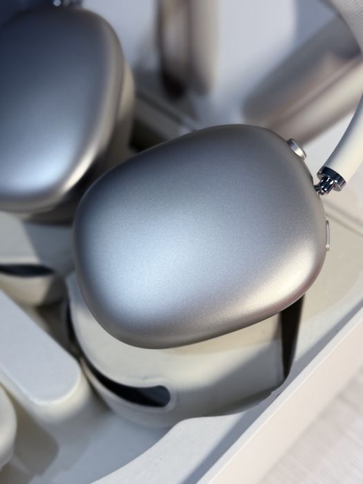 Căști Apple AirPods Max (USB-C) – Culoare Starlight, Impecabile, Cutie Completa
