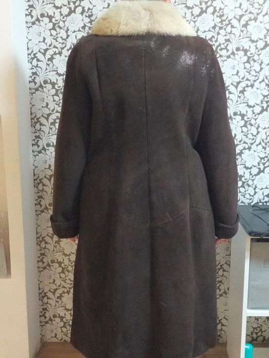 Продаю дублёнку женскую