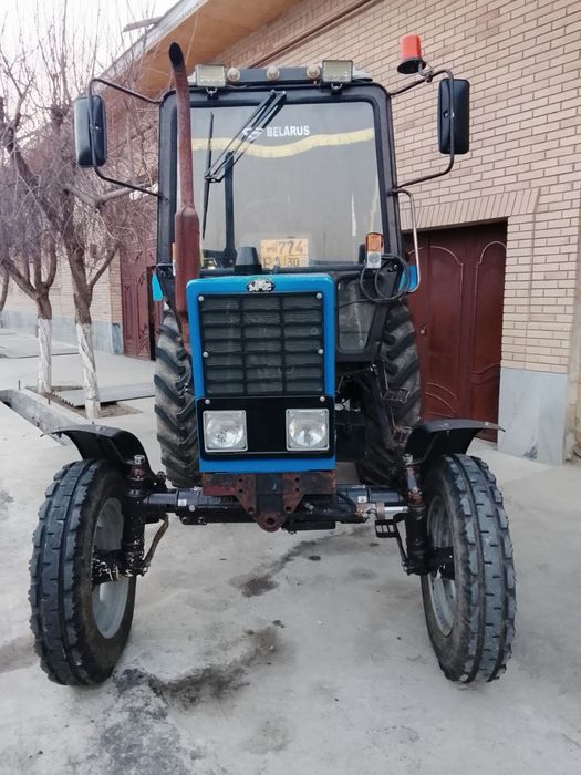 Belarus MTZ 80.1 trattoria sotiladi