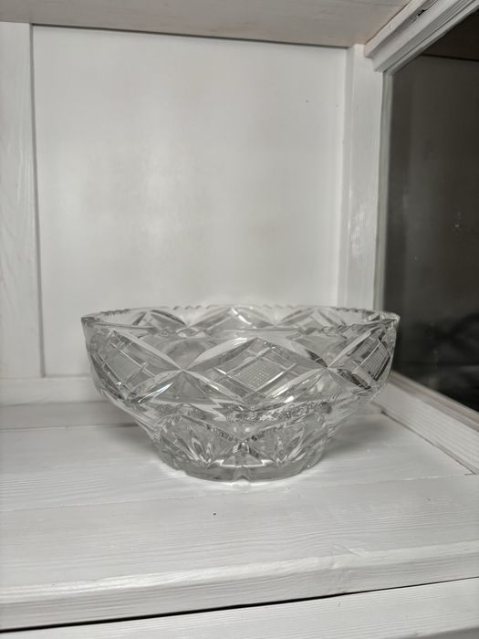 Хрутсальные вазы/ладья