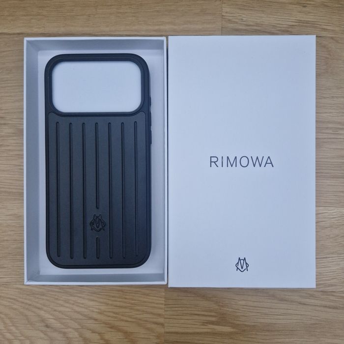 Huse Rimowa iPhone 16 si 17(Pro,ProMax)