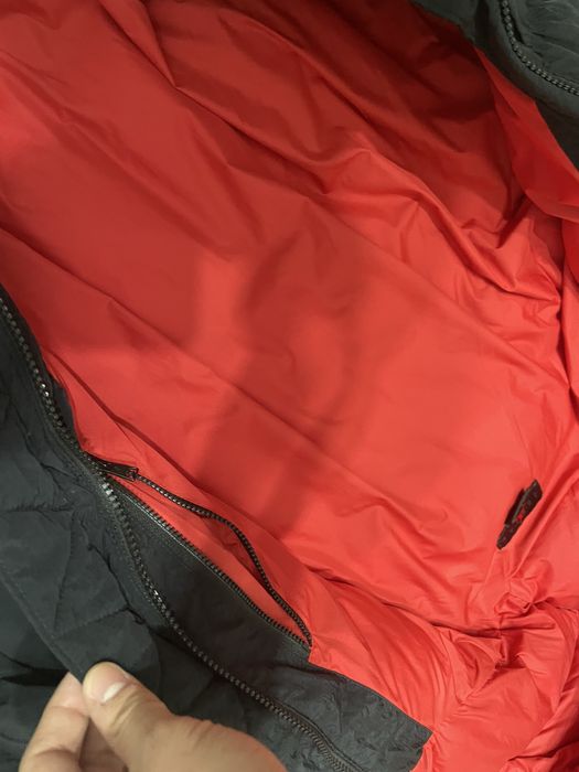 Geaca jordan rosiu cu negru