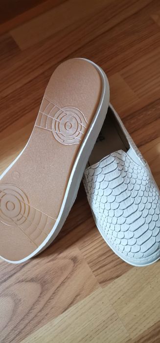 Pantofi balerini fete .!