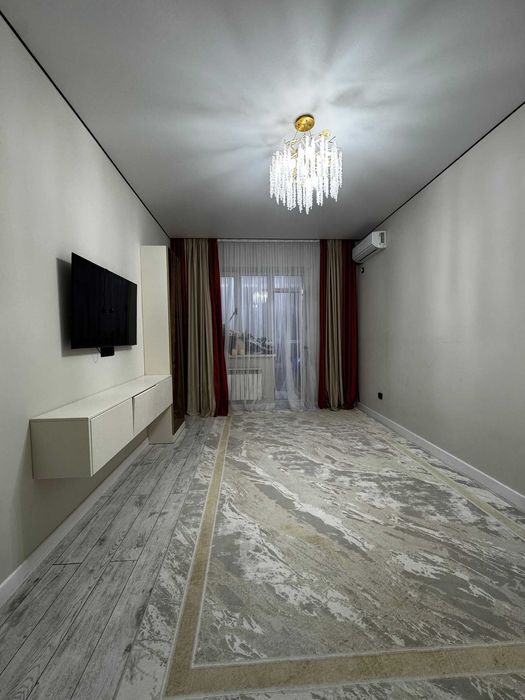 Продам 1 комнатную Батыс 2