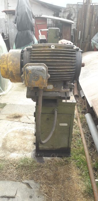 Vand utilaj debitat cu disc abraziv