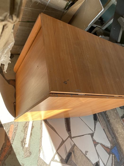 Продам стол раздвижной, обычный стол