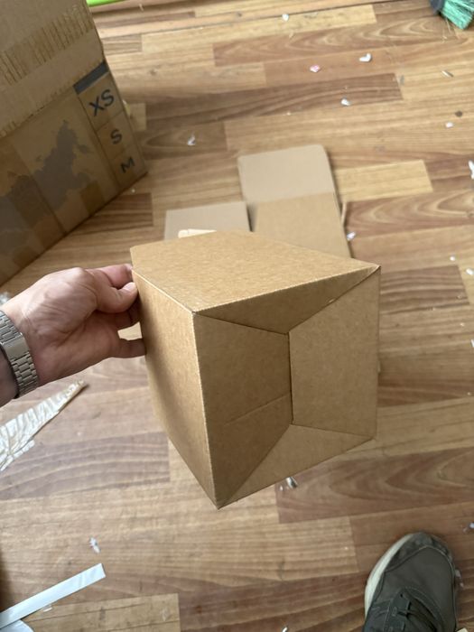 Продам коробки 16*16*16 см