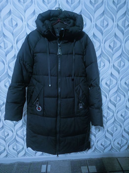 Продам зимные куртка состаяные хорошо