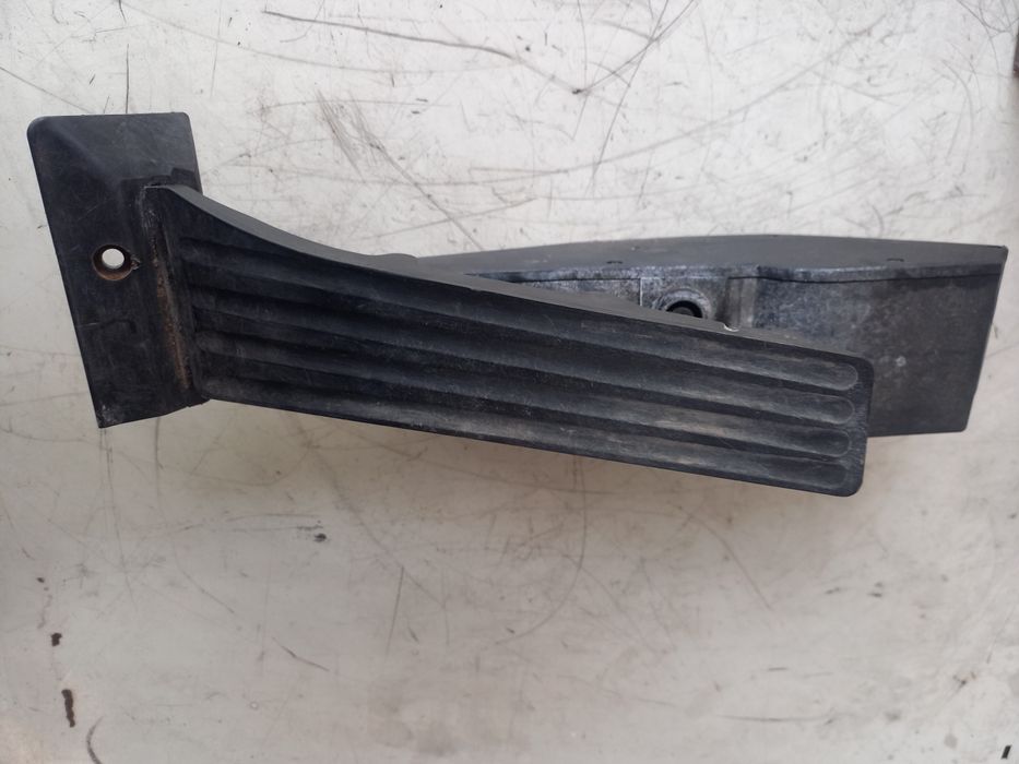 Газ педал BMW X3 E83 3.0d