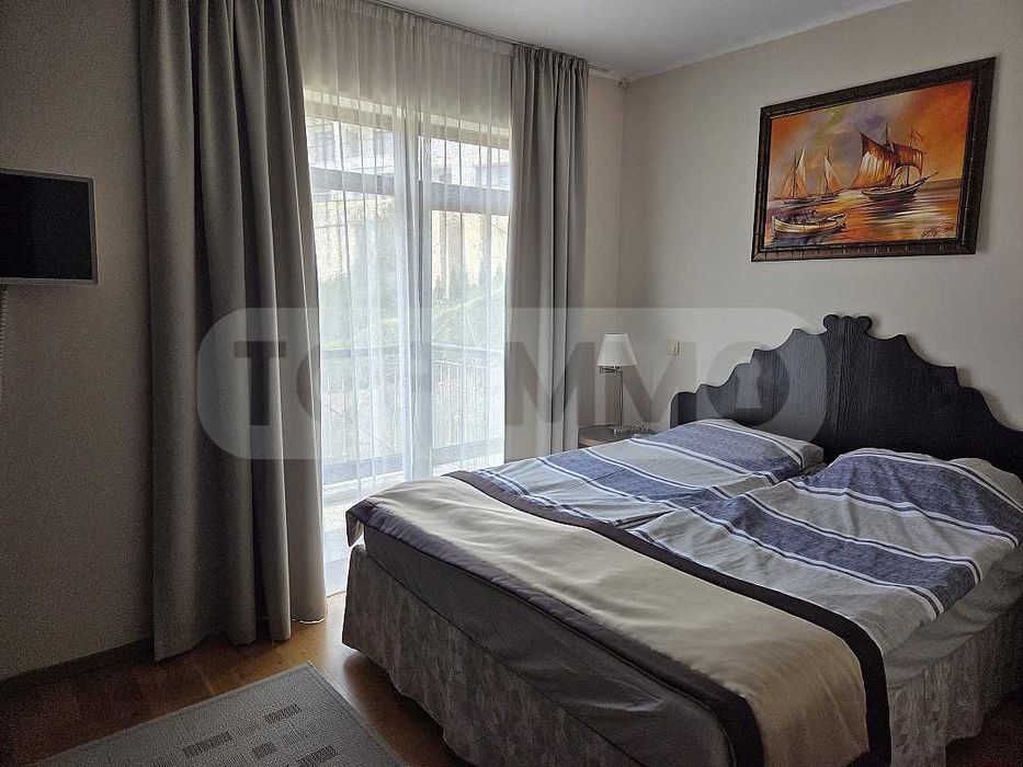 Продава се Четиристаен апартамент в с. Топола, Област Добрич - 216 кв.м за 827 €/кв.м - Снимка #13