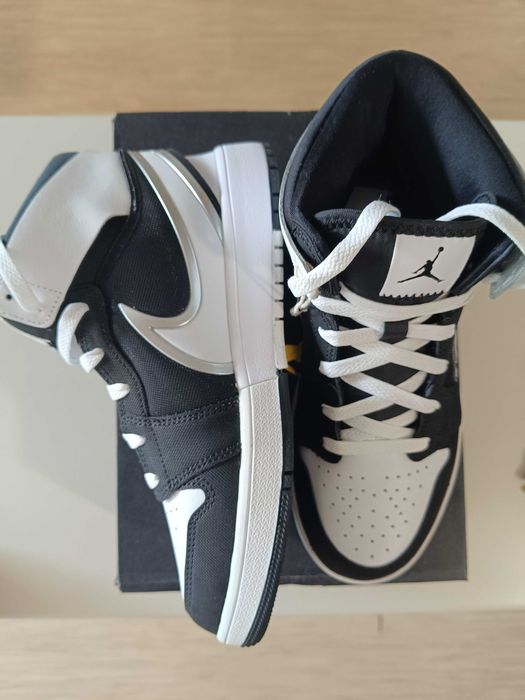 Мъжки маратонки Jordan 1 Mid RM р-р 40