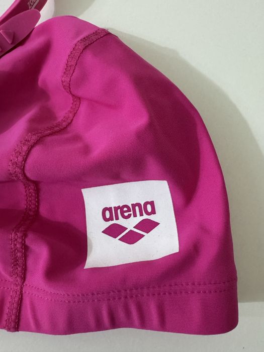 Шапочка и очки для плаванья