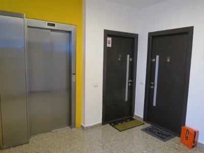 Apartament 3 camere, decomandat, cochet, bloc nou