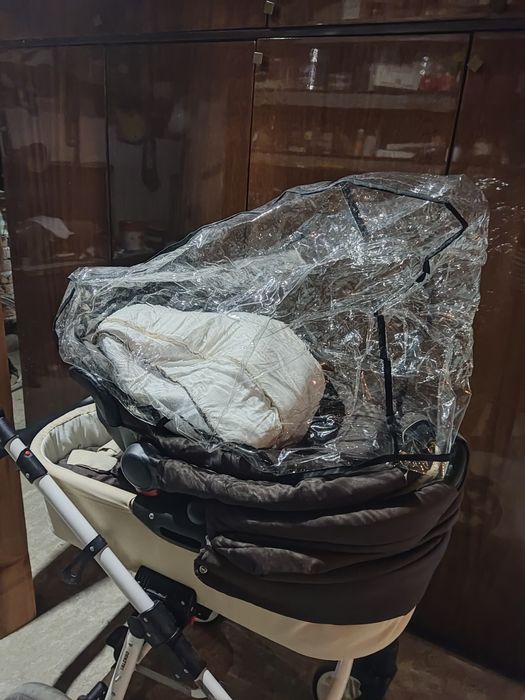 Бебешка количка Retrus Valenso 3 в 1