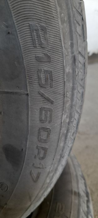 Продам шины летние 2 штуки