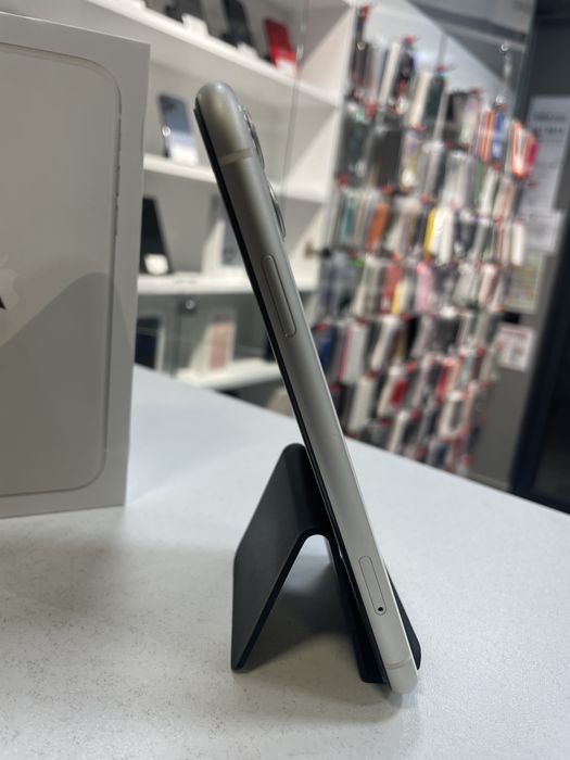  iPhone 11 64GB Folie+Cablu Cadou Garantie/Factura MAGAZIN..