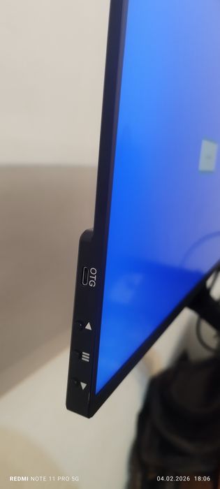 monitor portabil 16 inch 120hz  plus brat rotaitv reglabil