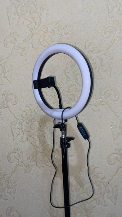 кранштейн штатив с лампой