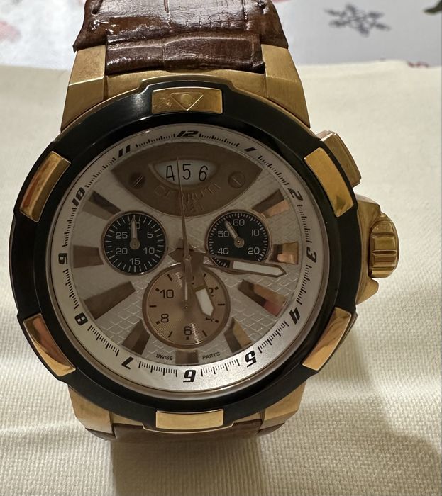 Наручные часы бренда Cerruti
