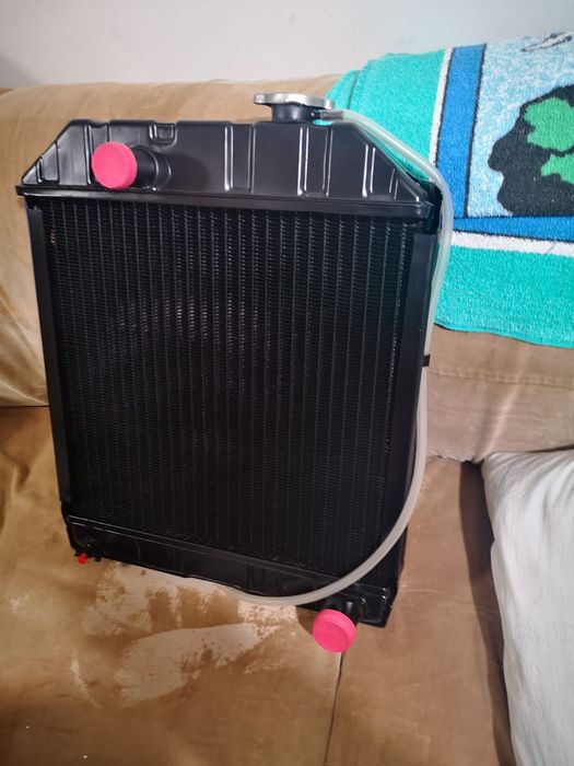 Radiator tractor ford 2000 3000 5000 avem și pentru tractoare ford dex ...
