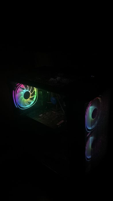 Setup Gaming- PC, Monitor, Boxe+Subwoofer