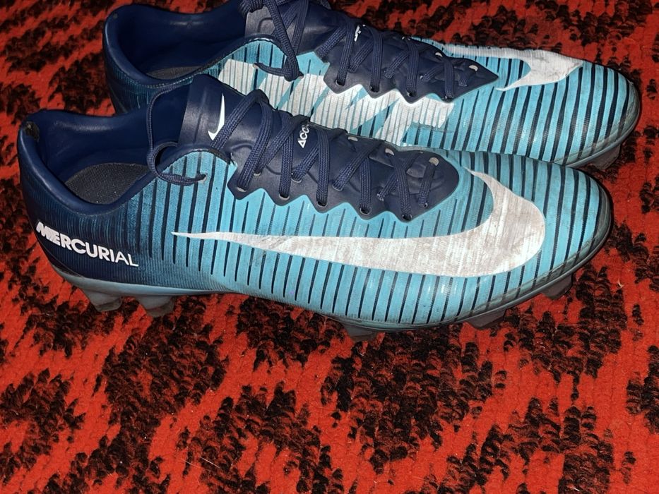 Nike. Mercuriall