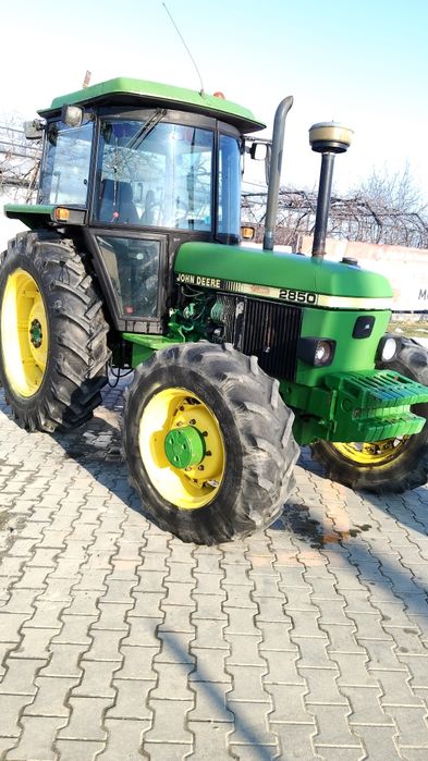 Tractor John Deere 2850