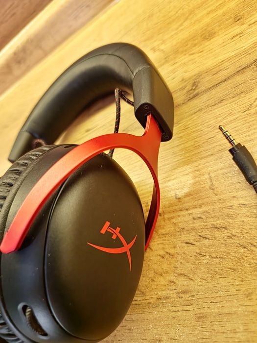 Наушники HyperX Cloud III черно-красный