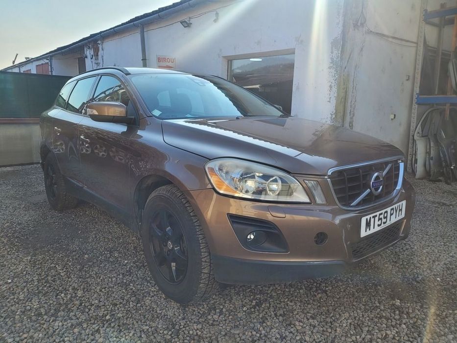 Dezmembrari dezmembrez  Volvo XC60  2.4 Diesel 2008-2013