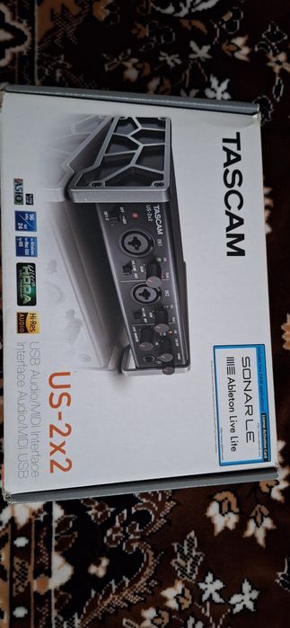 Interfață audio profesionala Tascam US2X2