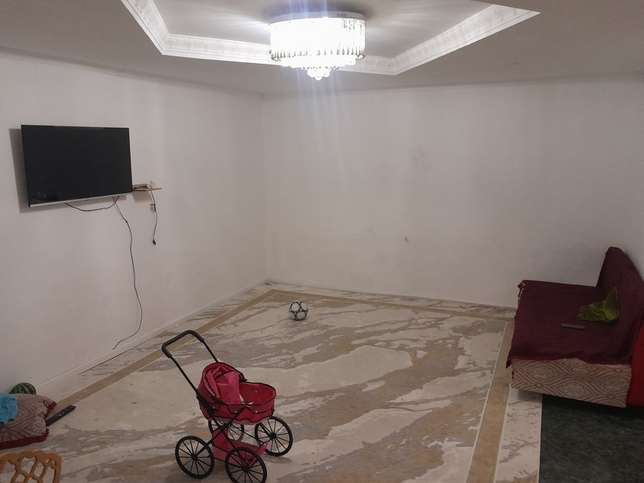 Продам квартиру Конаева 1/5