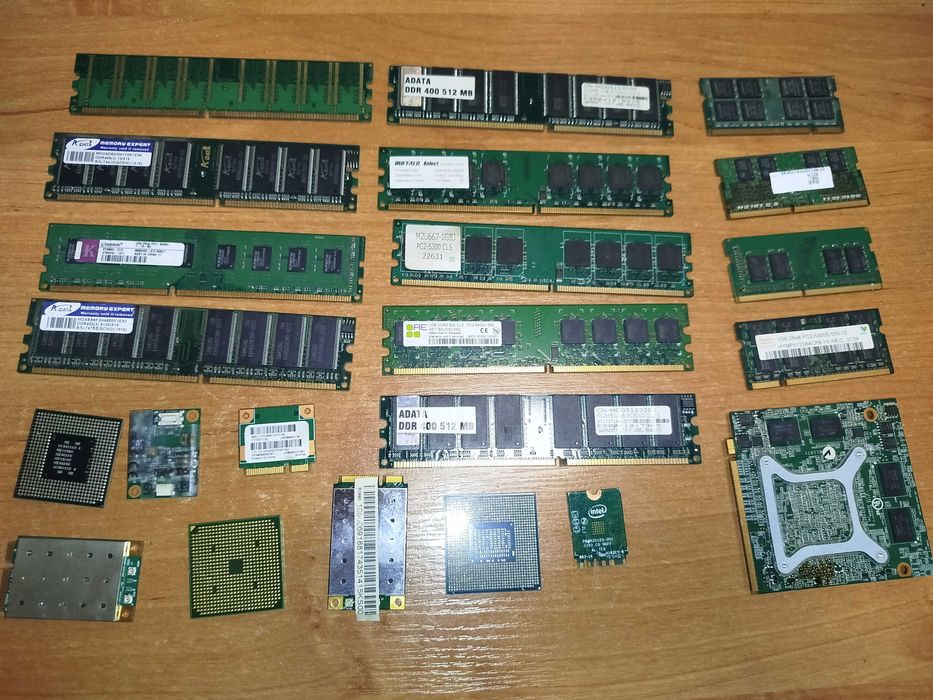 Компютърни части и части за лаптоп