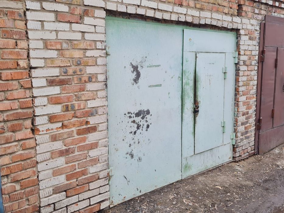 Продается гараж в центре города