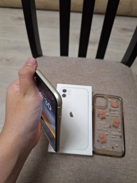 Iphone 11, 82% акб