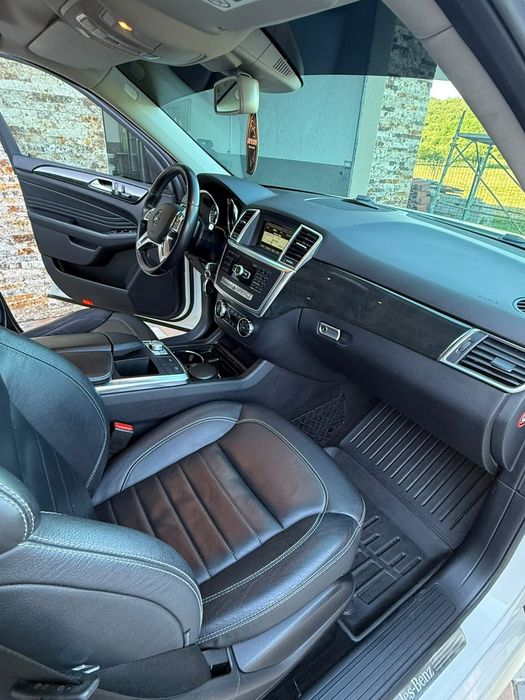 Vând-schimb Mercedes ML