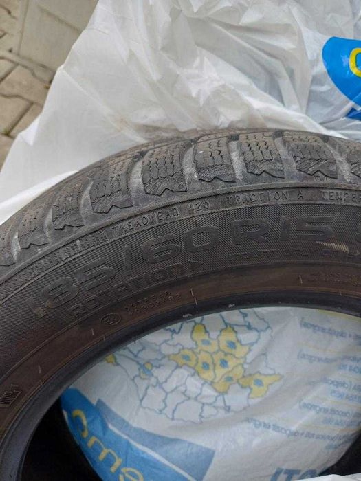 Anvelope de iarna nokian 185/60/R15