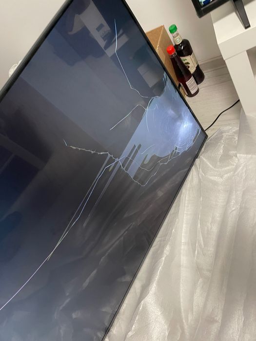 Televizor Samsung UE55DU8572U
