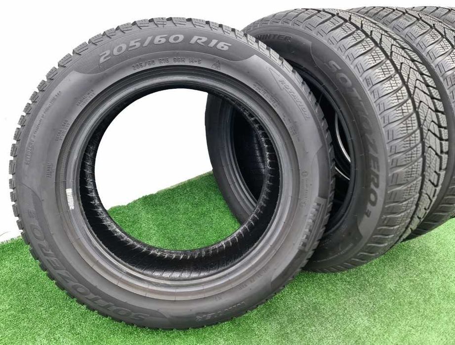 4бр. 205/60/16 PIRELLI Winter Sotozero 3- зимни