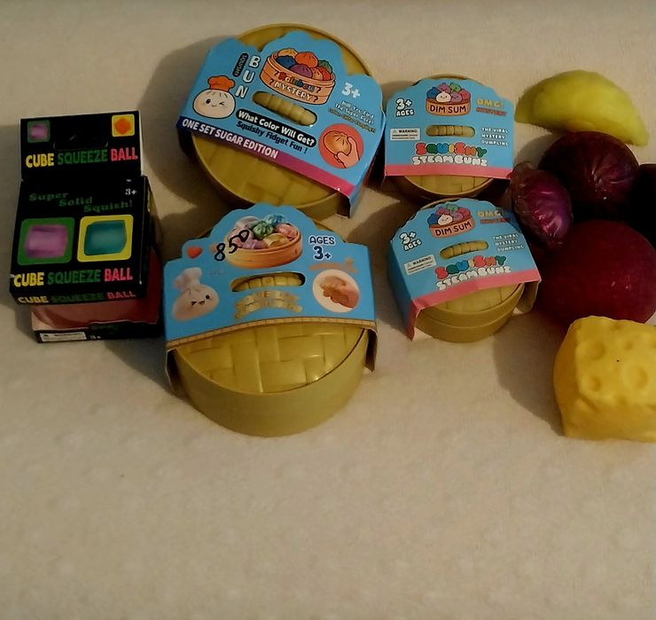 Продам  игрушки новые