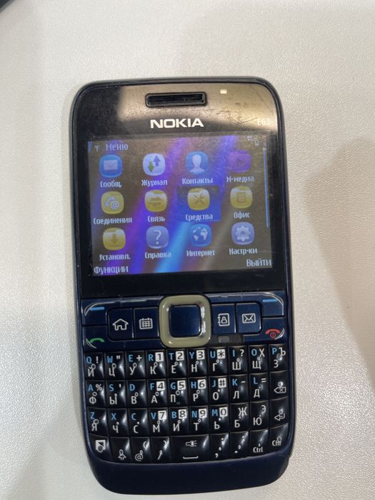 Телефон кнопачный Nokia E63