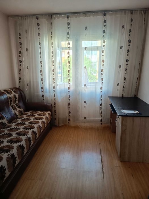 Apartament de închiriat